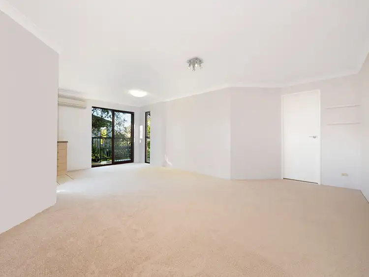 Second view of Homely unit listing, 4/35 Durham Street, St Lucia QLD 4067