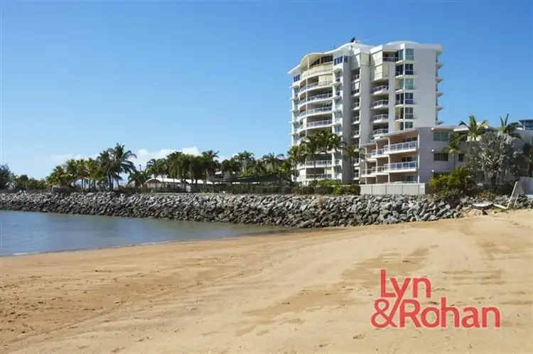 33/7 Mariners Drive, Townsville City QLD 4810