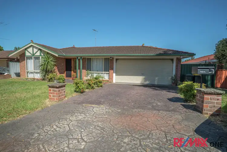 11 Toomey Crescent, Quakers Hill NSW 2763