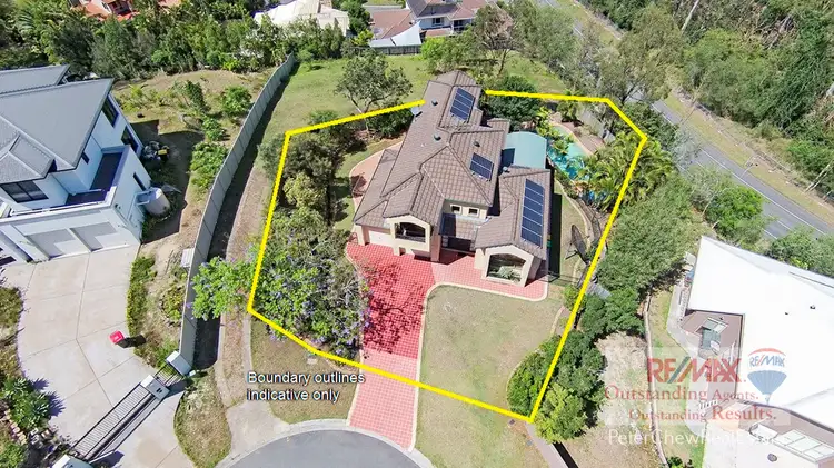 15 Summit Place, Mount Ommaney QLD 4074
