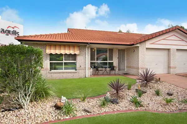 Second view of Homely house listing, 2/19 Albatross Cct, Tweed Heads West NSW 2485