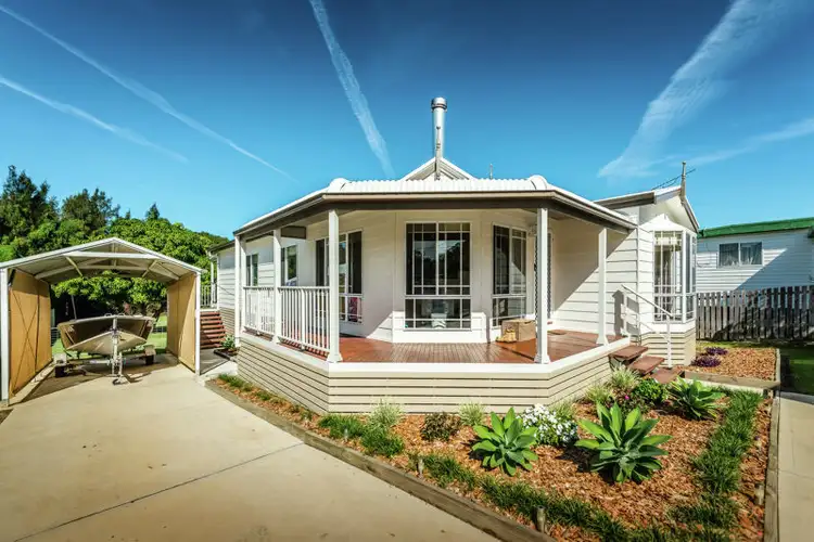 8 Lourdes Avenue, Urunga NSW 2455