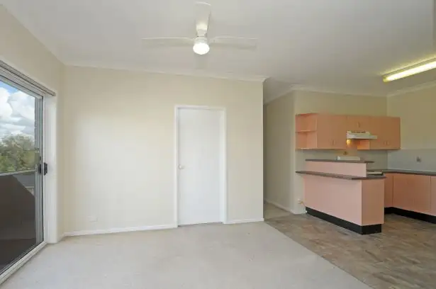 Sixth view of Homely unit listing, 1/1 Mary Street, Cardiff NSW 2285