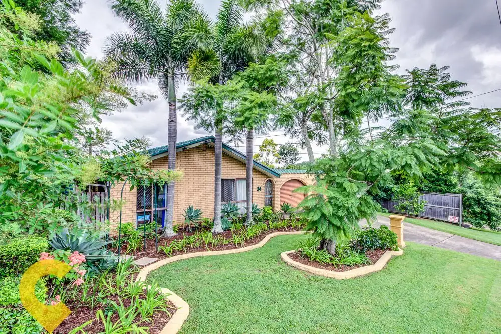 Main view of Homely house listing, 34 Knightsbridge Crescent, Rochedale South QLD 4123