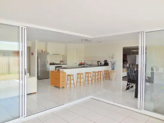 22 Leggett St, Morayfield QLD 4506