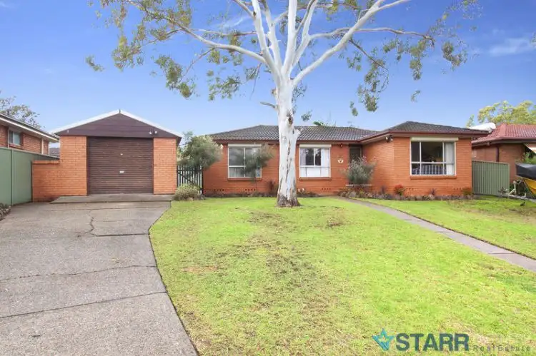 5 Todman Place, St Clair NSW 2759