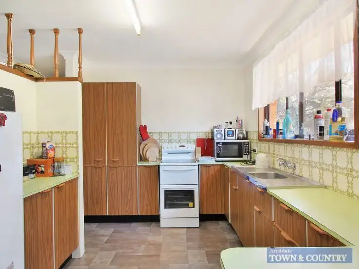 Sixth view of Homely house listing, 8 Hawthorne, Armidale NSW 2350