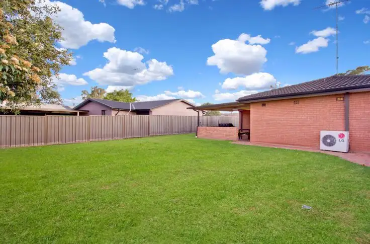 Fifth view of Homely house listing, 16 Myrtle Road, Claremont Meadows NSW 2747