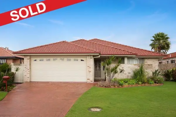 6 Narara Crescent, Banora Point NSW 2486
