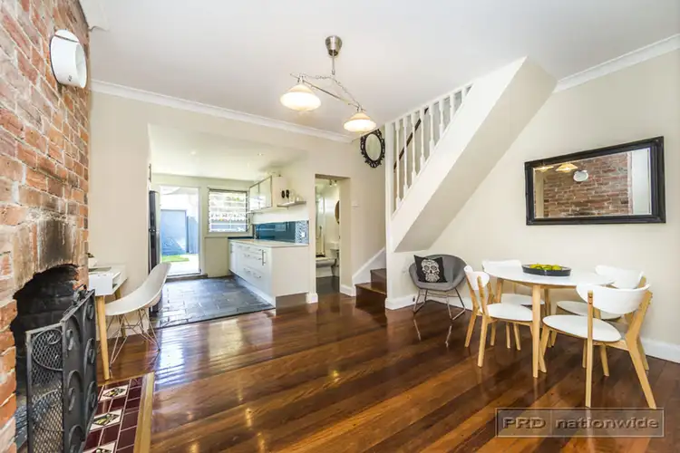 10 Council Street, Cooks Hill NSW 2300