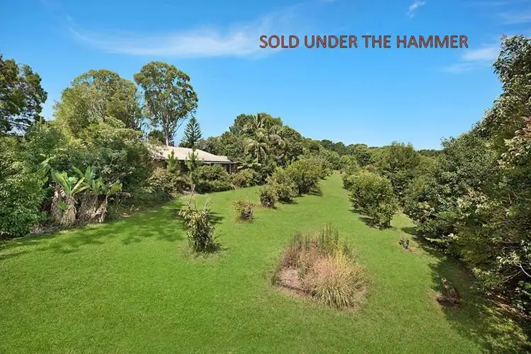 10 Hilltop Crescent, Maleny QLD 4552
