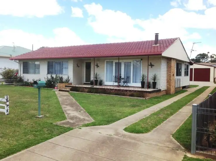 48.. Mossman, Armidale NSW 2350