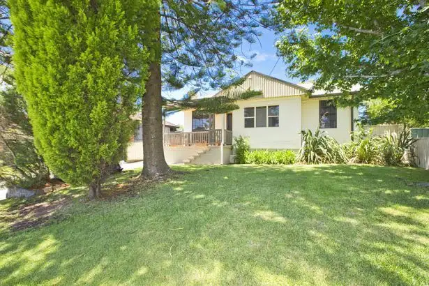 16 Blackbutt Parade, Kotara South NSW 2289