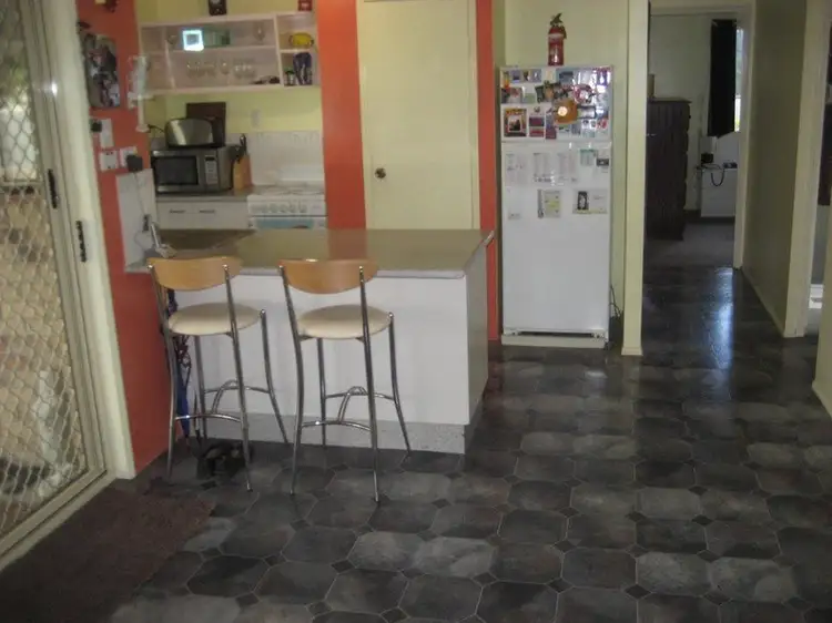 Fifth view of Homely house listing, 8 Dellvene Crescent, Rosewood QLD 4340