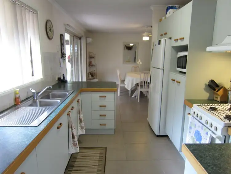 Fourth view of Homely house listing, 40 Jonquil Circuit, Flinders View QLD 4305