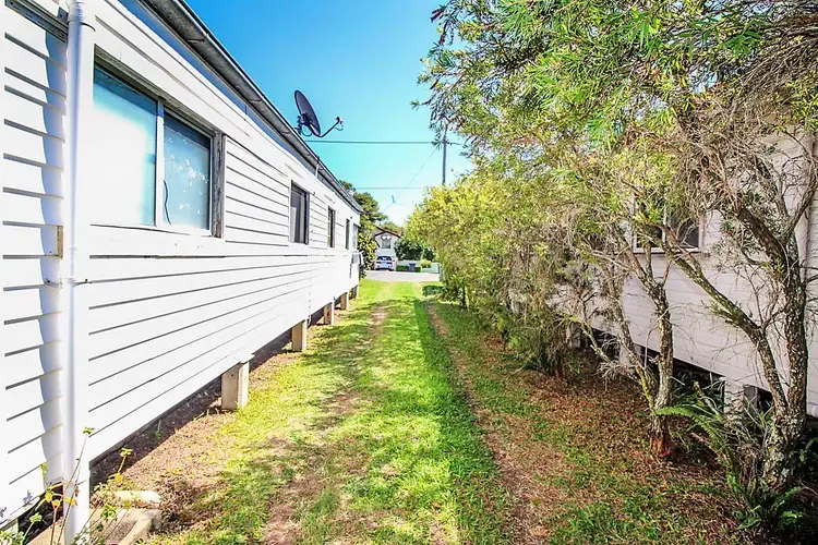 Fifth view of Homely house listing, 16 Earl Pde, Manly QLD 4179