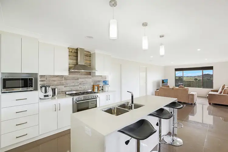 25 Kennard Street, Westbrook QLD 4350