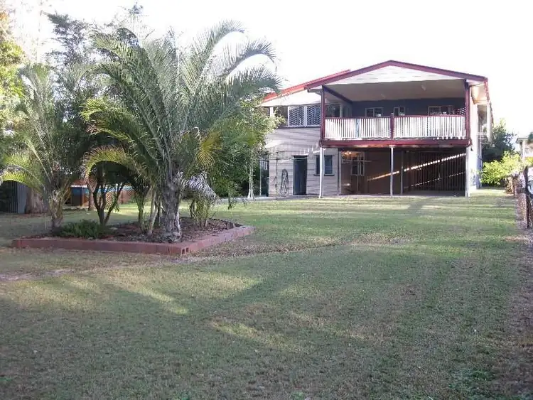 27 Hayes Street, Brassall QLD 4305