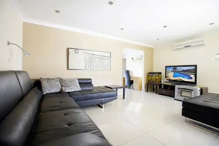 Second view of Homely house listing, 3 Weaver Place, Minchinbury NSW 2770