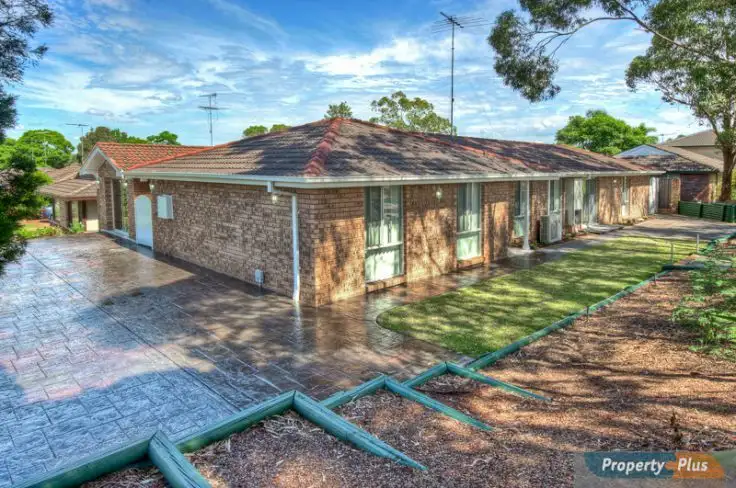 1 Barrallier Way, St Clair NSW 2759