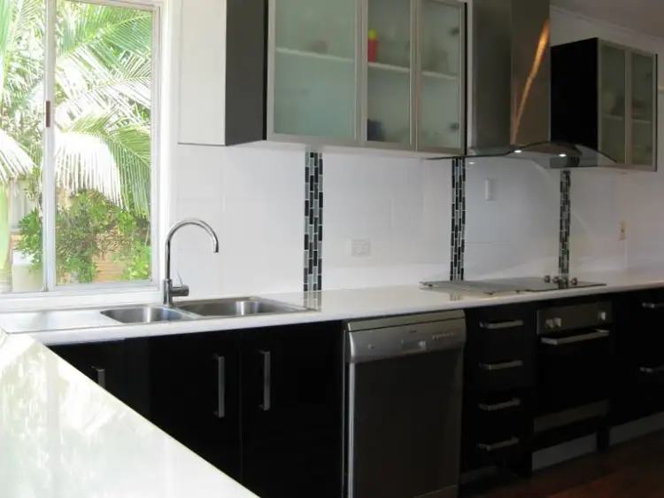 9 Gibbs Street, Churchill QLD 4305