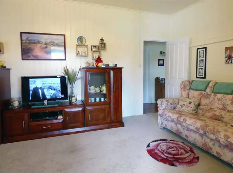 Second view of Homely house listing, 21 Albert st, Crows Nest QLD 4355