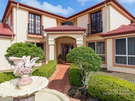 Second view of Homely house listing, 10 Golden Oak Crescent, Carindale QLD 4152