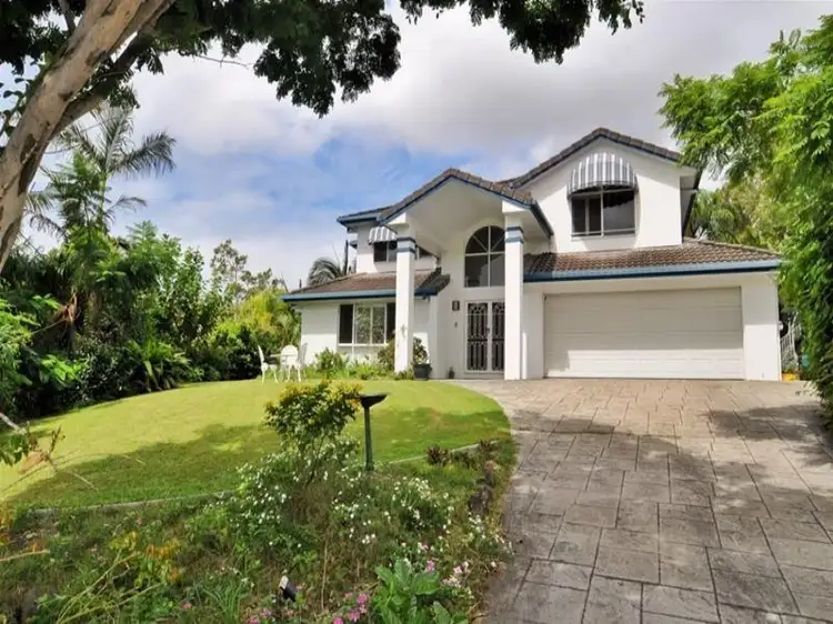 8 Benalla Court, Parkwood QLD 4214