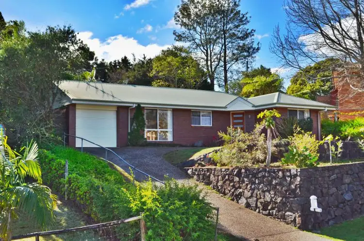 4 Hakea Avenue, Maleny QLD 4552