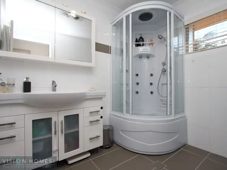 Seventh view of Homely house listing, 8 Limerick dr, Crestmead QLD 4132