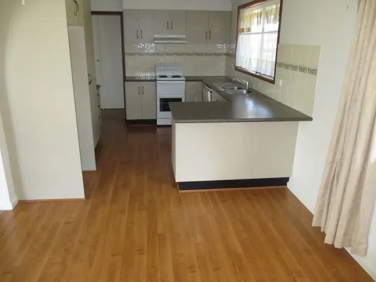 Sixth view of Homely house listing, 4 Crest, Armidale NSW 2350