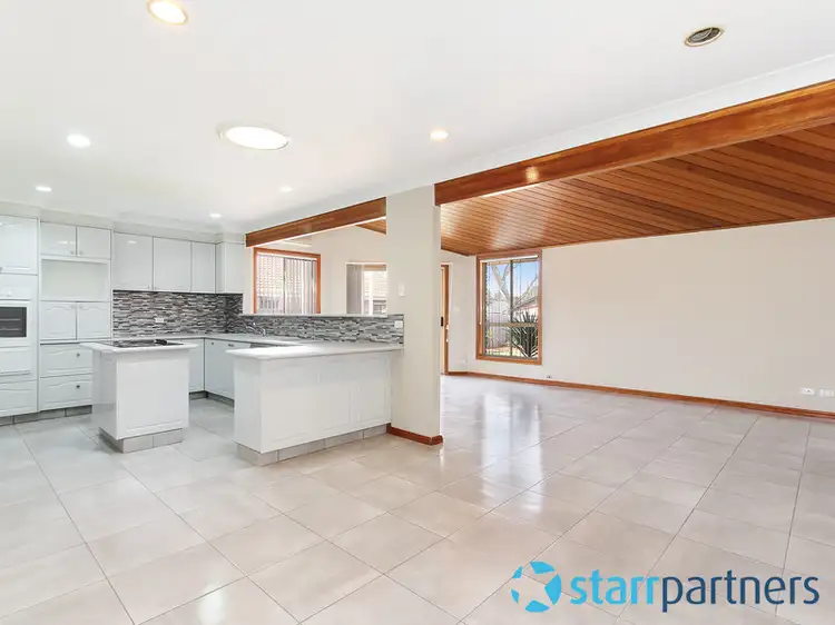 10 Sandalwood Avenue, St Clair NSW 2759