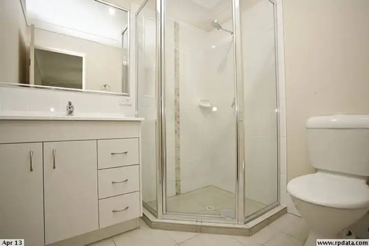 Fifth view of Homely townhouse listing, 3/439 Elizabeth Avenue, Kippa Ring QLD 4021