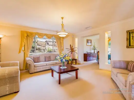 Sixth view of Homely house listing, 10 Golden Oak Crescent, Carindale QLD 4152