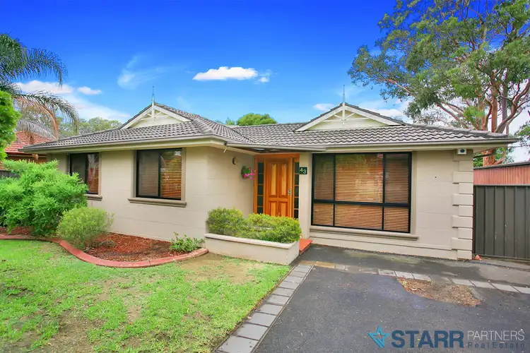 43 Chateau Crescent, St Clair NSW 2759
