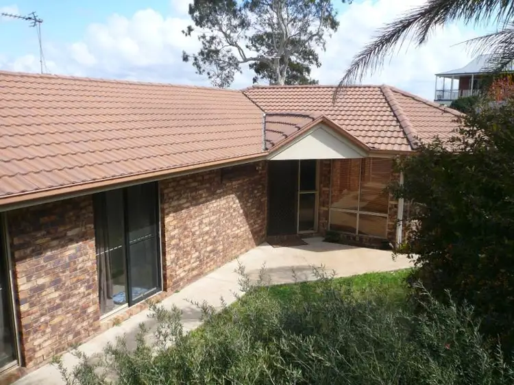 5 Lysanda Cl, Wilsonton QLD 4350