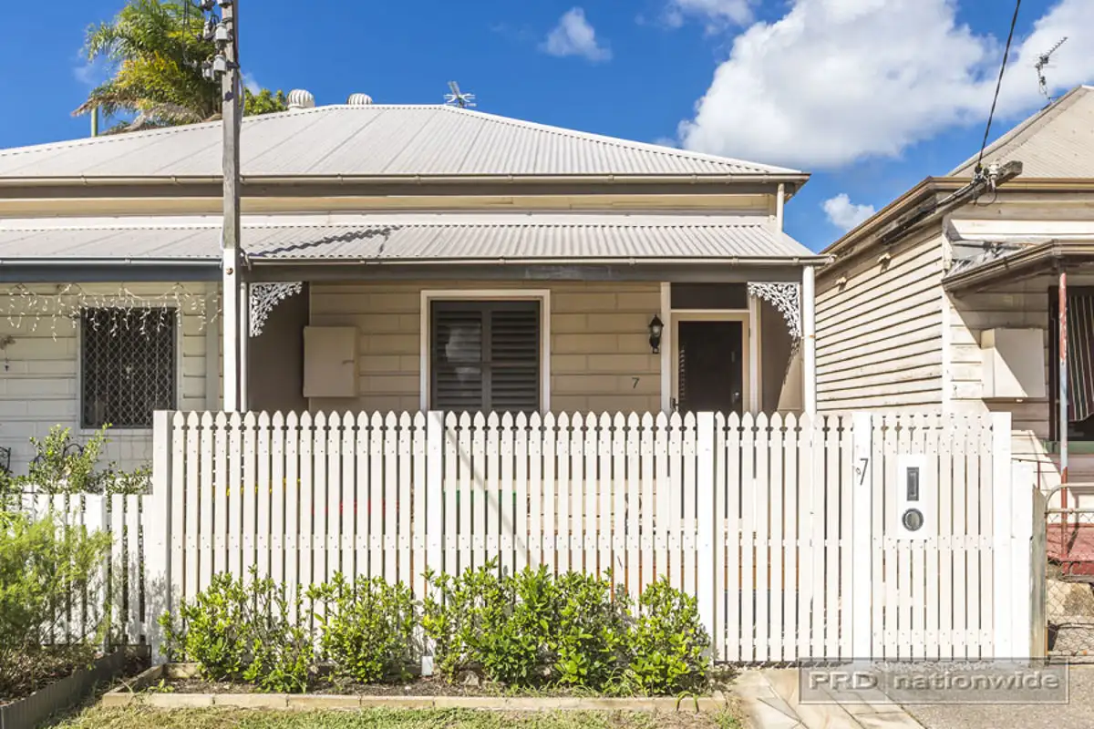 Main view of Homely house listing, 7 Eva Street, Hamilton NSW 2303
