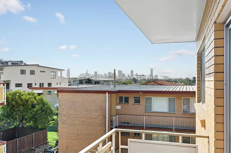 Main view of Homely unit listing, 7/28 Kitchener Street, Coorparoo QLD 4151