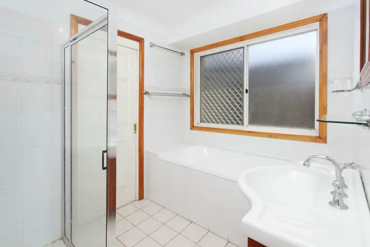 Fifth view of Homely house listing, 38 Aquilina Drive, Plumpton NSW 2761