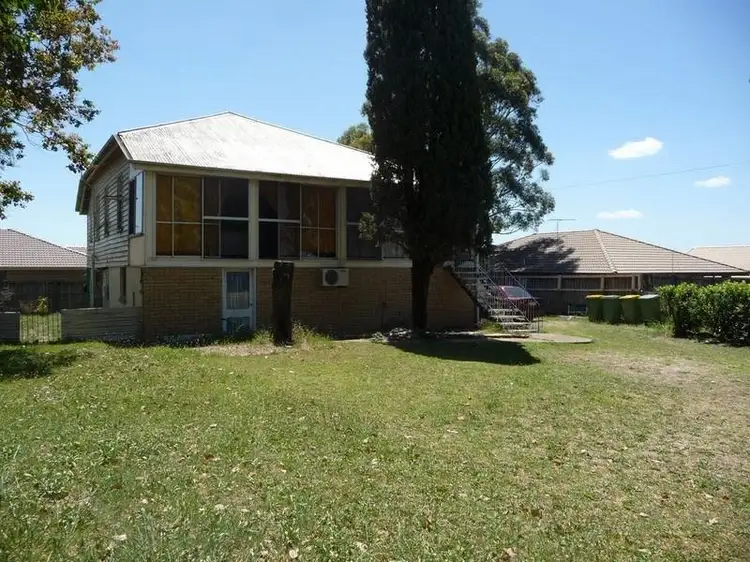 183 Raceview Street, Raceview QLD 4305