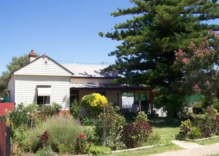 29 Cobram St, Berrigan NSW 2712
