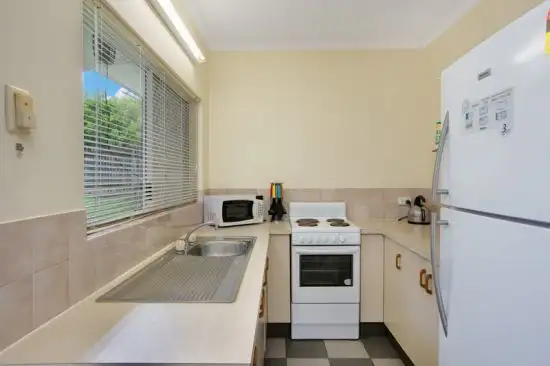 Fourth view of Homely unit listing, 2/7-9 Nesbit Street, Whitfield QLD 4870