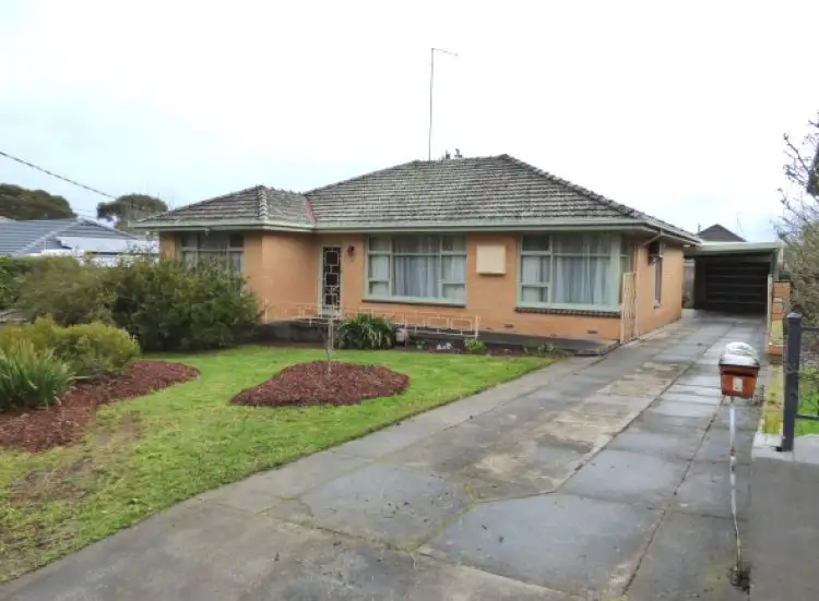 7 Hillside Drive, Ballarat North VIC 3350