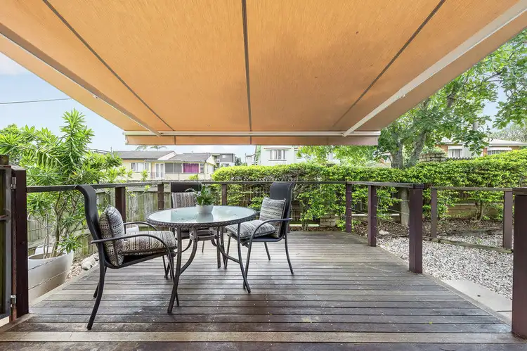 1/16 School Road, Stafford QLD 4053