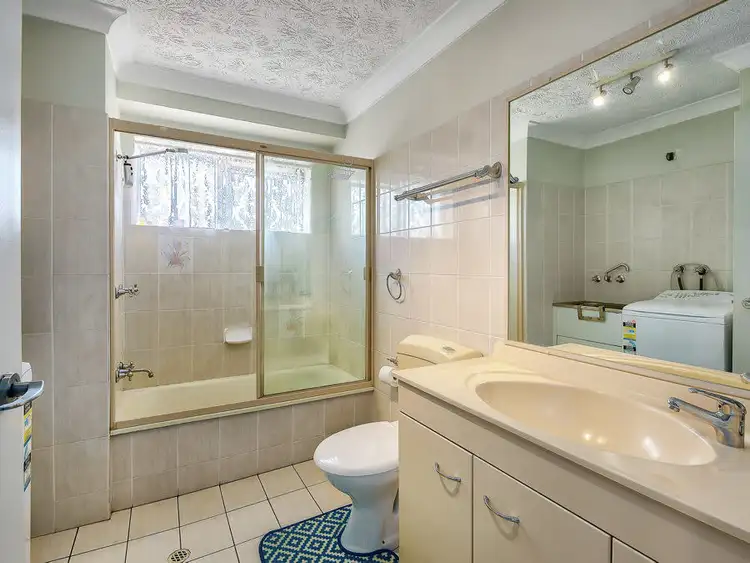 Fifth view of Homely unit listing, 4/27 Ridley Street, Auchenflower QLD 4066