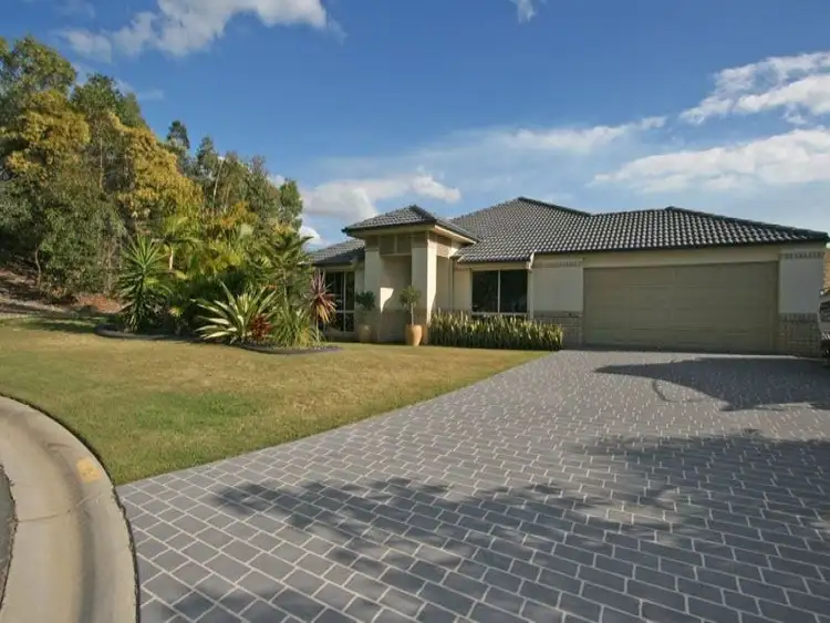 15 Osmond Court, Pacific Pines QLD 4211