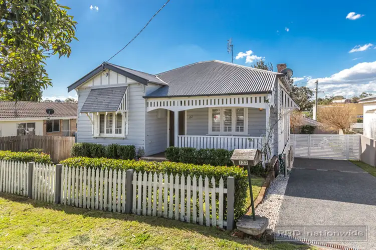 132 Young Road, Lambton NSW 2299