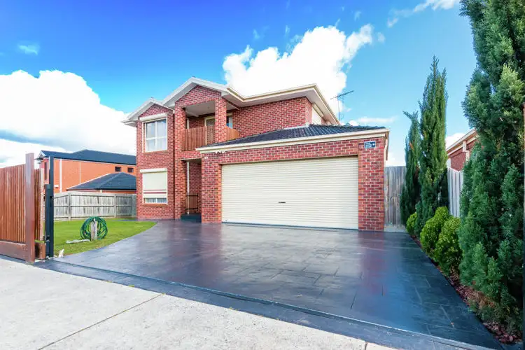 Main view of Homely house listing, 33 Oakgrove Drive, Narre Warren South VIC 3805