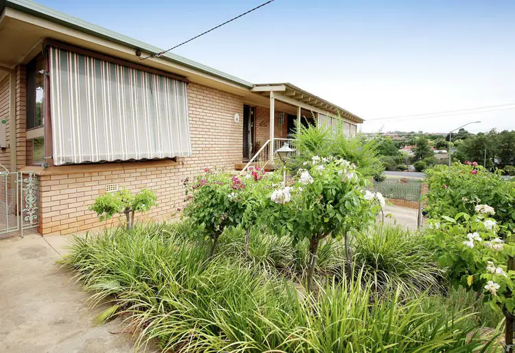 113 Red Hill Road, Wagga Wagga NSW 2650