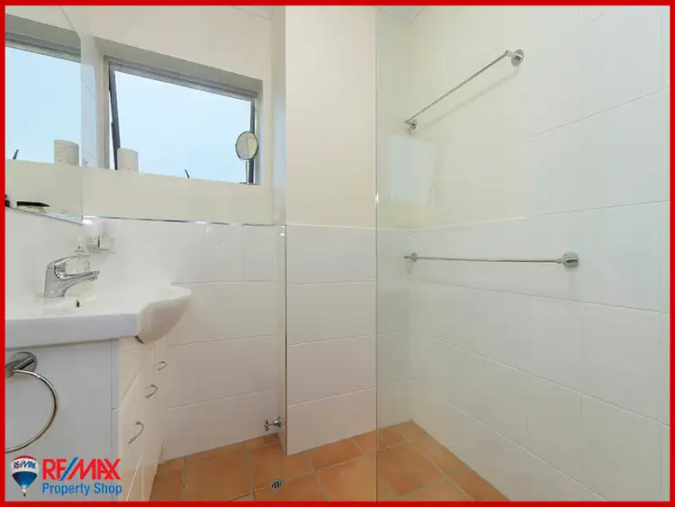 Fifth view of Homely unit listing, 4/44 Fourth Avenue, Sandgate QLD 4017